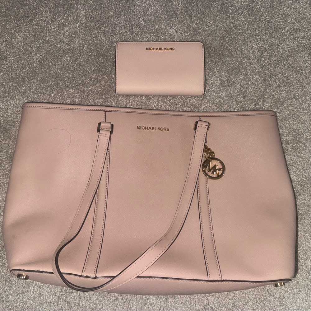 Michael Kors Blush Tote and Wallet Set
